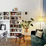 A House - Cozy Apartment At Noce District